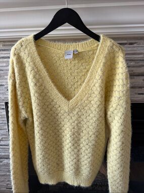 ICHI Soft Yellow V-Neck Fuzzy Knit Sweater